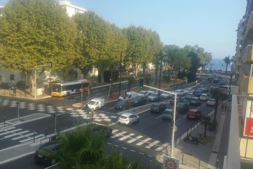 Appartement Vue 28m2 200m De La Nice
